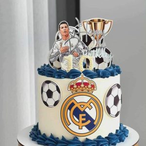 Work with our artists to create a unique cake for your event.